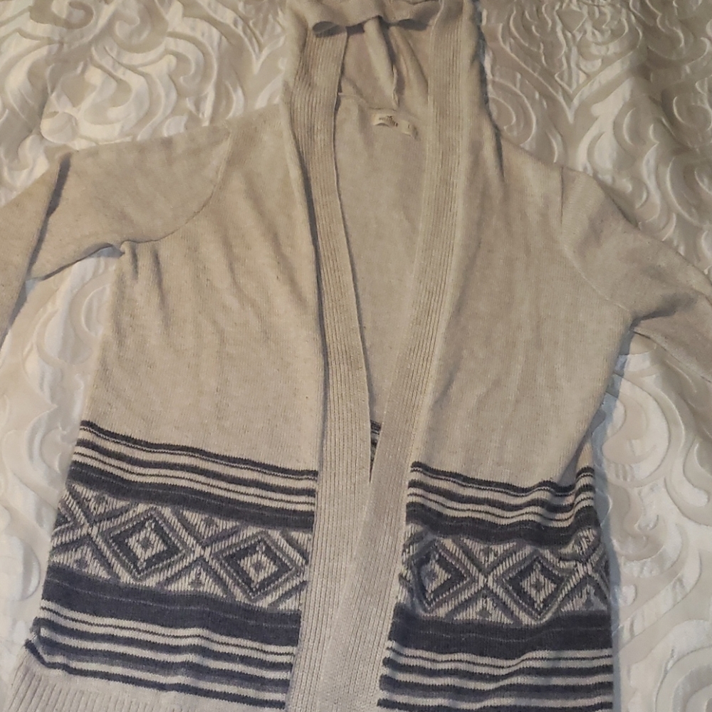 Cardigan - Picture 2 of 4
